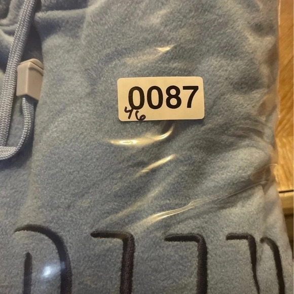 North Carolina fleece pullover hoodie by Foot Locker. - Picture 9 of 9